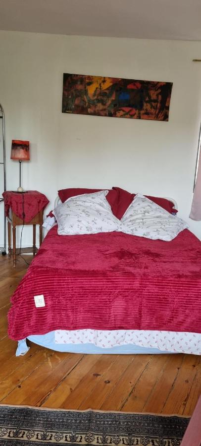 Chambre D'Hotes Les Jardins De Marie, Sci Charles III Bernay  Esterno foto