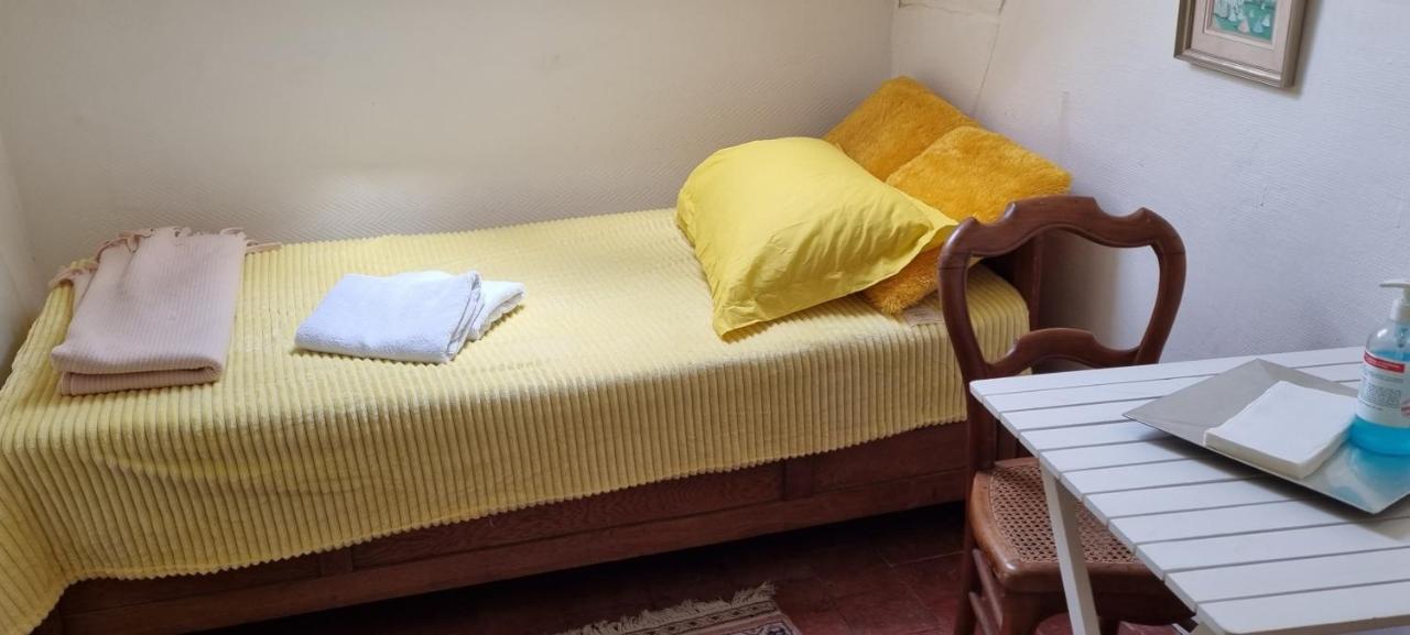 Chambre D'Hotes Les Jardins De Marie, Sci Charles III Bernay  Esterno foto