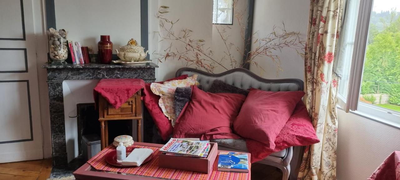 Chambre D'Hotes Les Jardins De Marie, Sci Charles III Bernay  Esterno foto