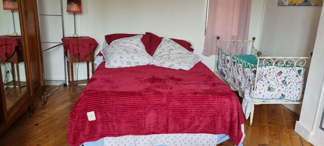 Chambre D'Hotes Les Jardins De Marie, Sci Charles III Bernay  Esterno foto